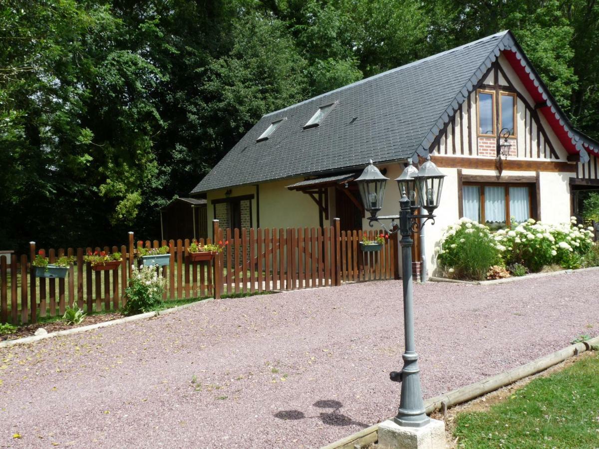 Le Clos Buyragane, Pays D'Auge Le Pin  Exteriör bild